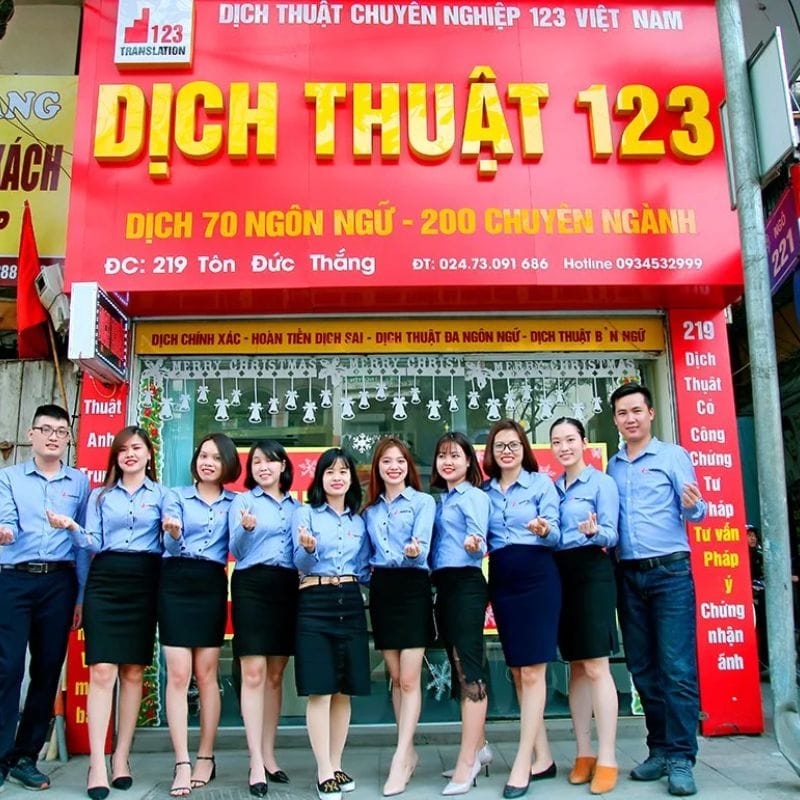 Đội ngũ nhân viên chuyên nghiệp của dịch thuật 123